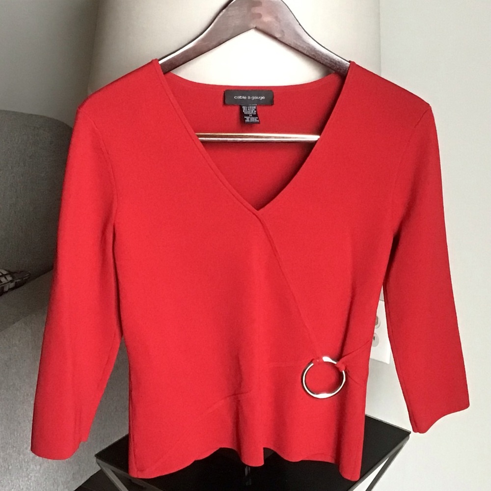 CABLE & GAUGE Women’s Medium 3/4 Sleeve Red Knit Top